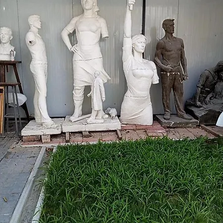 Artstudio Βίλα Τίρανα